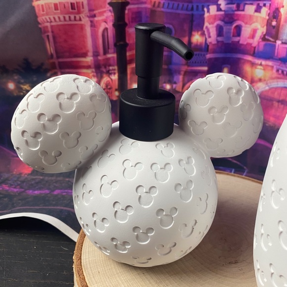 Disney Bath Disney Mickey Mouse White Soap Dispenser Poshmark